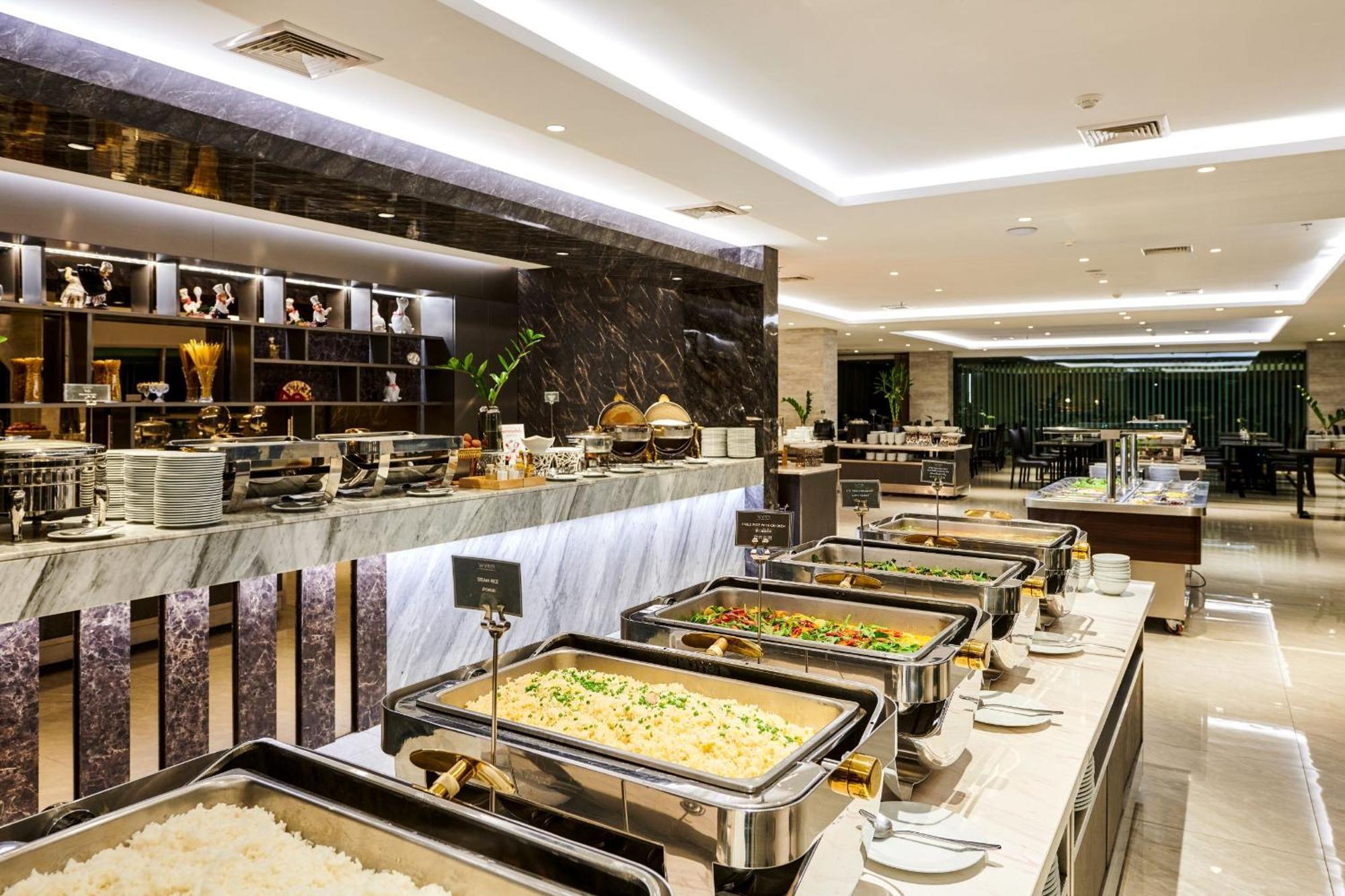 TK Palace Hotel&Convention - SHA Extra Plus Bangkok Esterno foto