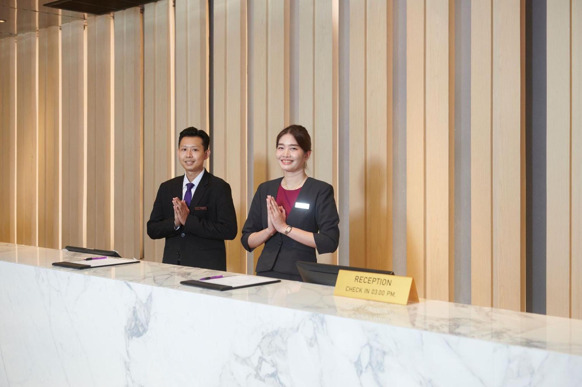 TK Palace Hotel&Convention - SHA Extra Plus Bangkok Esterno foto