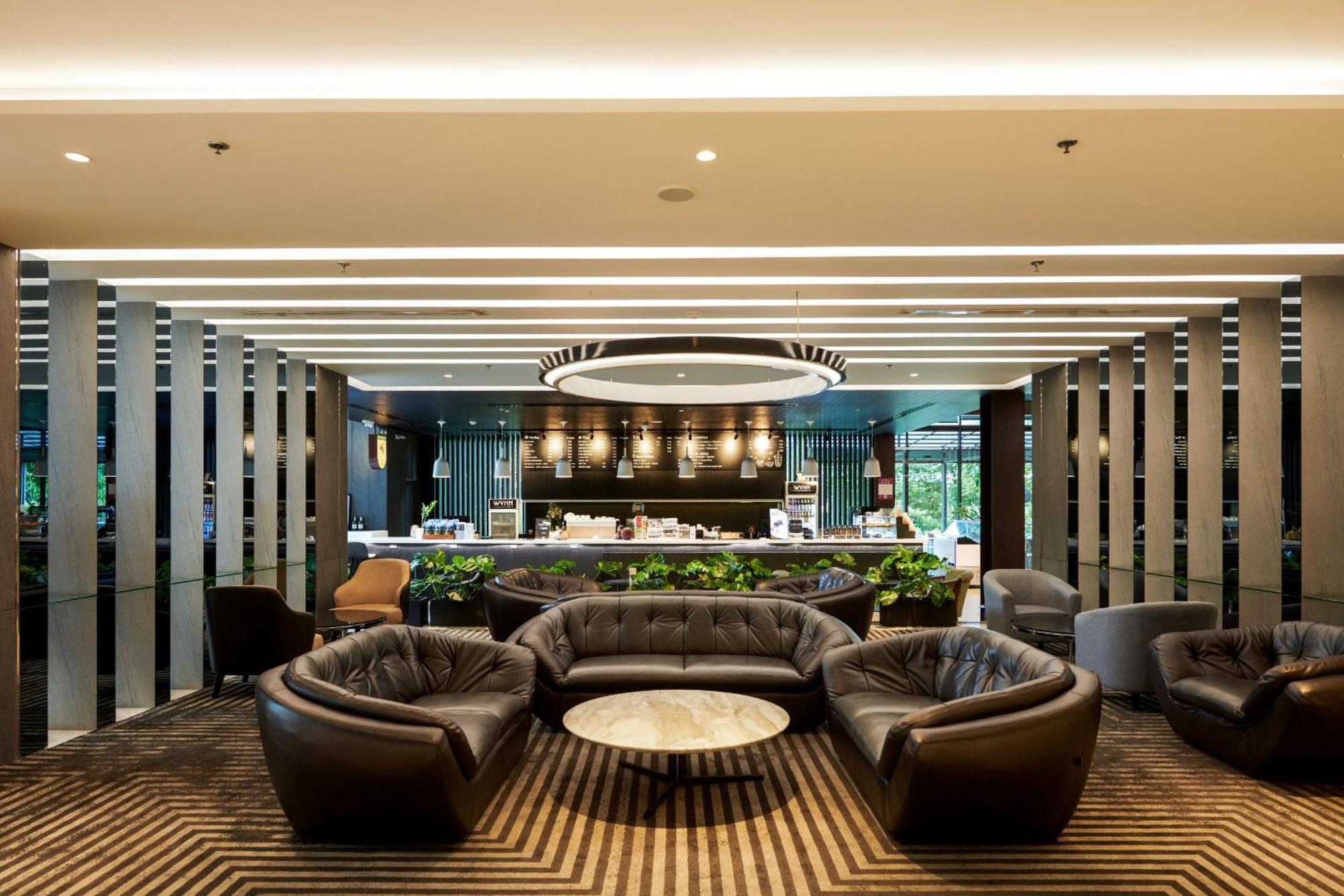 TK Palace Hotel&Convention - SHA Extra Plus Bangkok Esterno foto